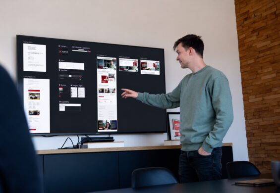 Presentatie van een donker designbord